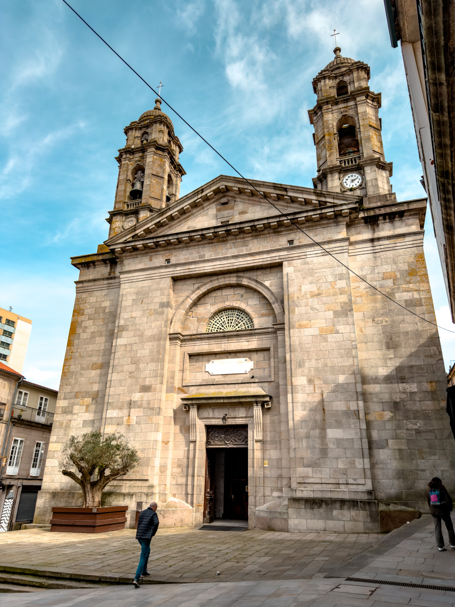 Co-Cathedral of Santa María de Vigo.jpg